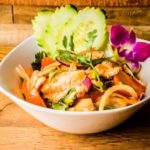 salade thai poulet