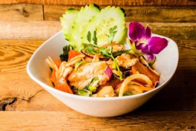 salade thai poulet